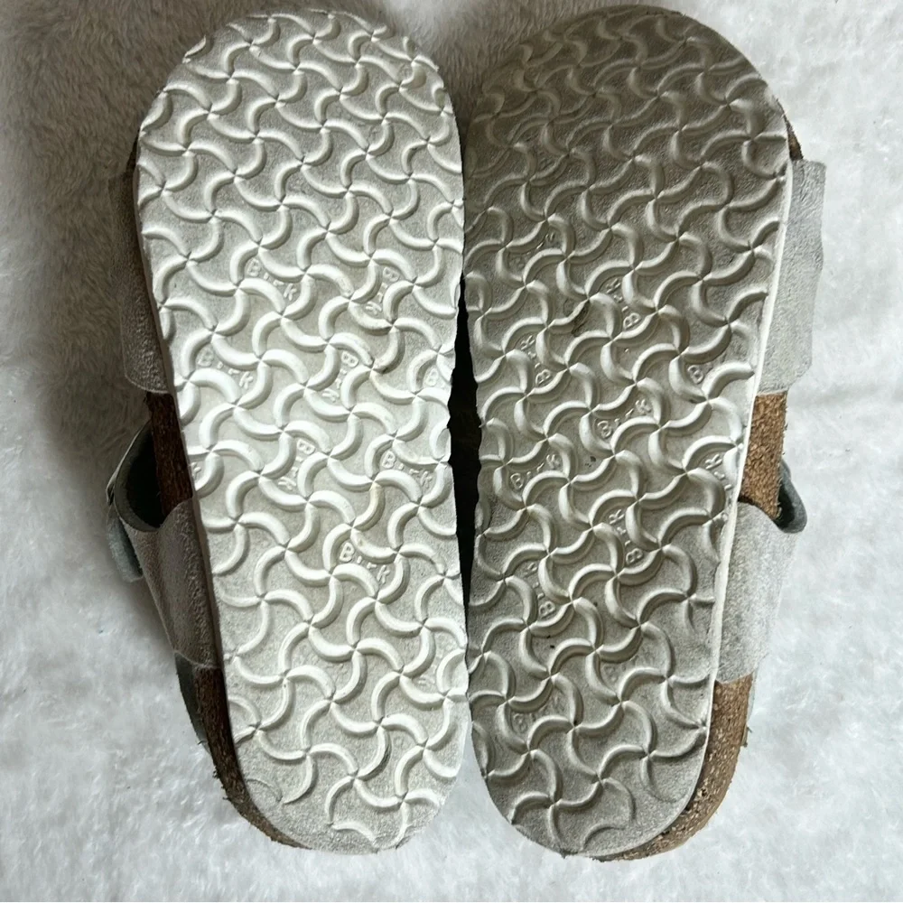 Birkenstock Kids Iridescent Silver Adjustable Strap Sandals Size 32 EU/1-1.5 US - Picture 9 of 12